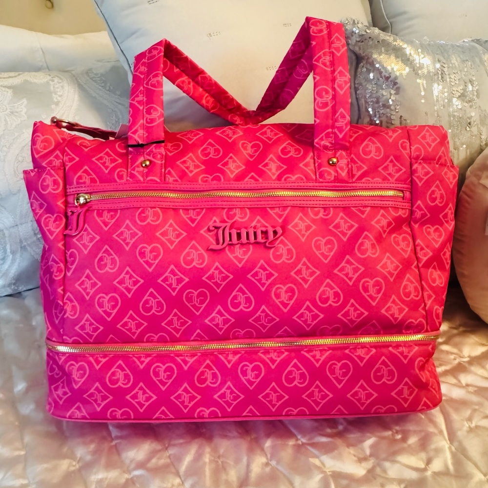 Juicy Couture Pink Logo Travel Bag - Picture 13 of 15